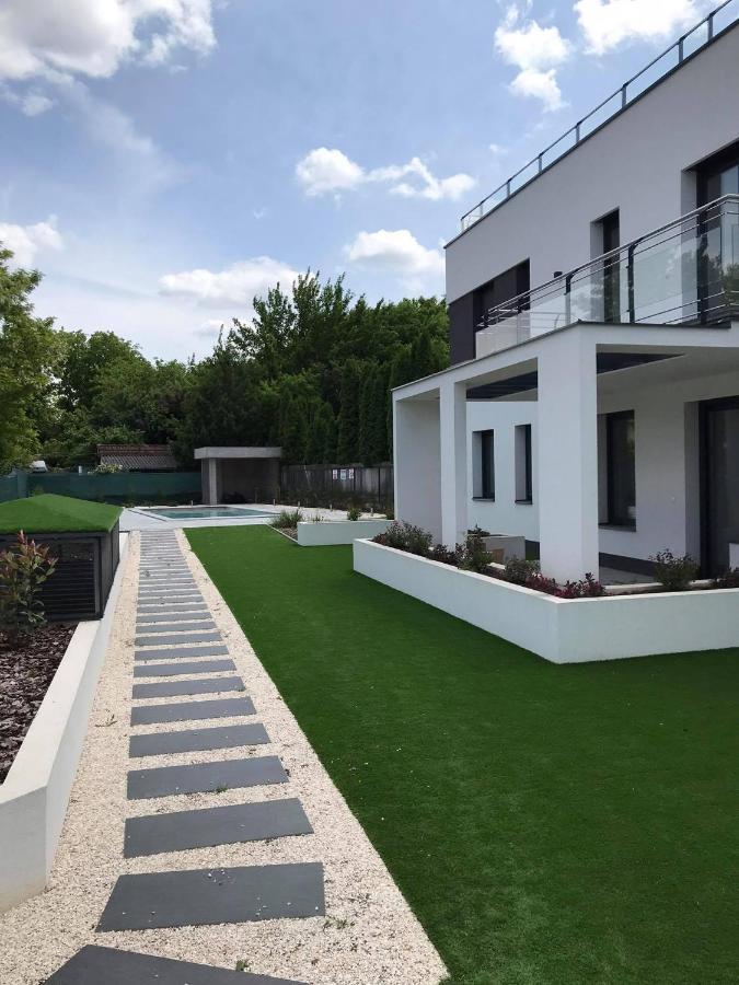 Hajdúszoboszló Oasis Residence מראה חיצוני תמונה