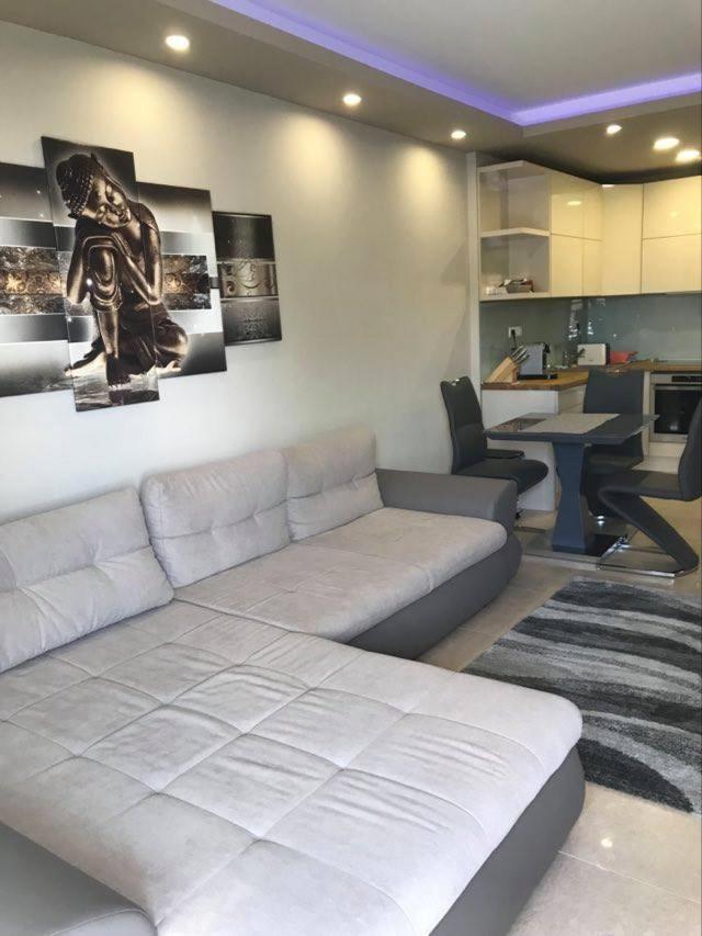 Hajdúszoboszló Oasis Residence מראה חיצוני תמונה
